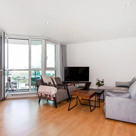 Modern 2 Bedroom 2 Bath Apartment With River View London Exterior photo