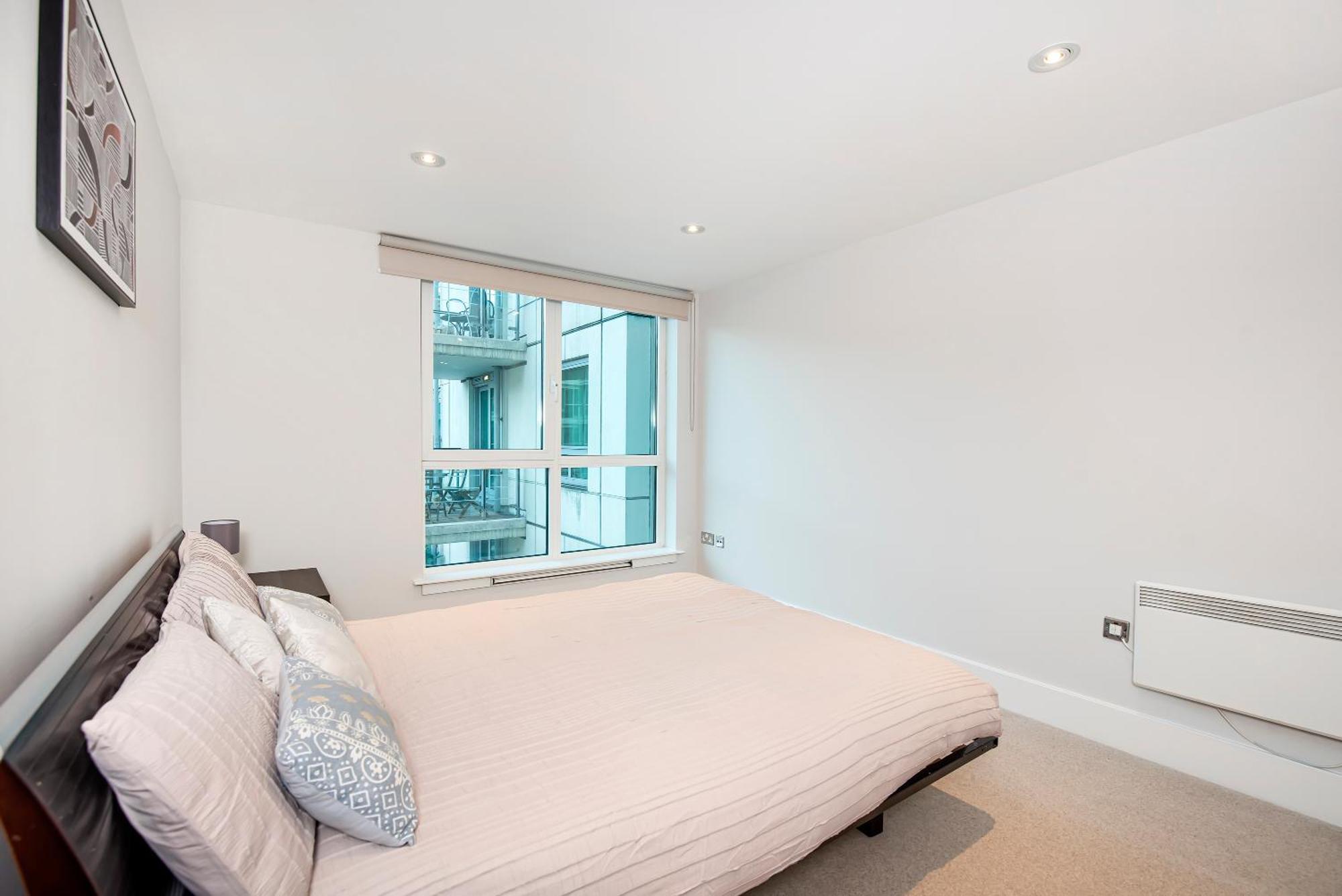 Апартаменты Modern 2 Bedroom 2 Bath With River View *
