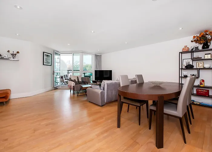 Modern 2 Bedroom 2 Bath Apartment With River View